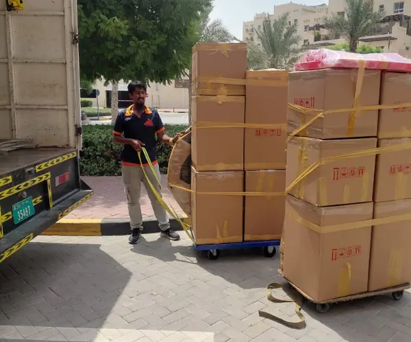 box loading in truck